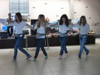 21967_1331202432499_1004151686_1082486_5818352_n